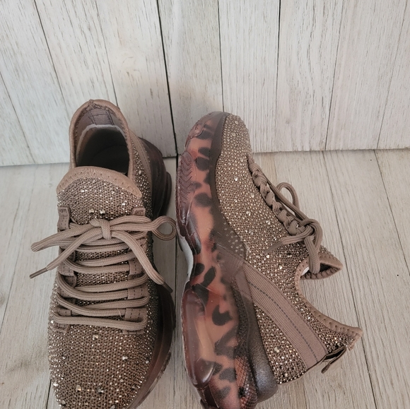 40% OFF SALE-GYPSY JAZZ/ VERY G- HELLA TAUPE RHINESTONE SNEAKERS - Picture 5 of 6